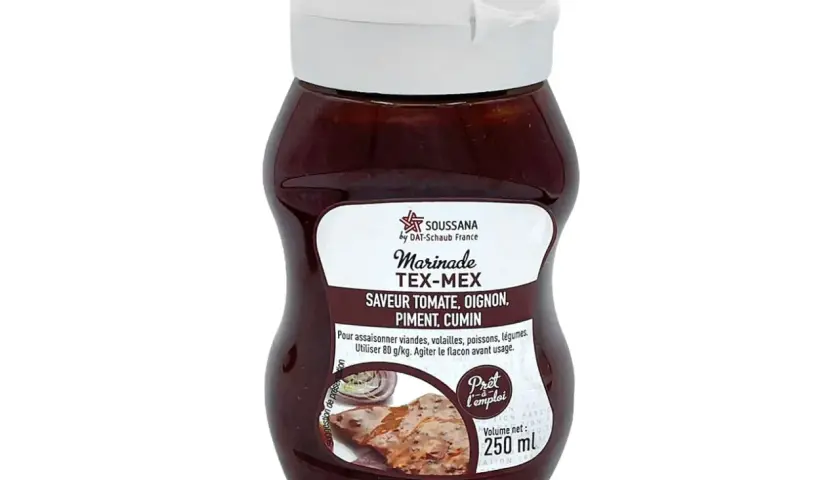 Bouteille de marinade Tex-Mex Soussana, saveur tomate, oignon, piment et cumin. Idéale pour assaisonner viandes, volailles, poissons et légumes.