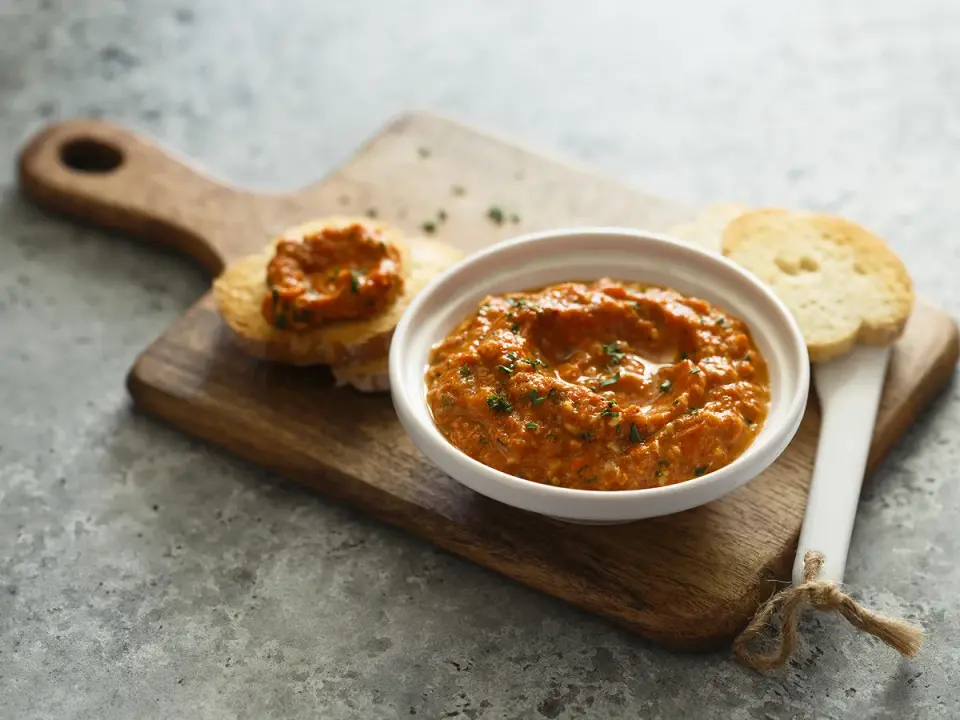 Poivronade maison fondante pour tartines et grillades